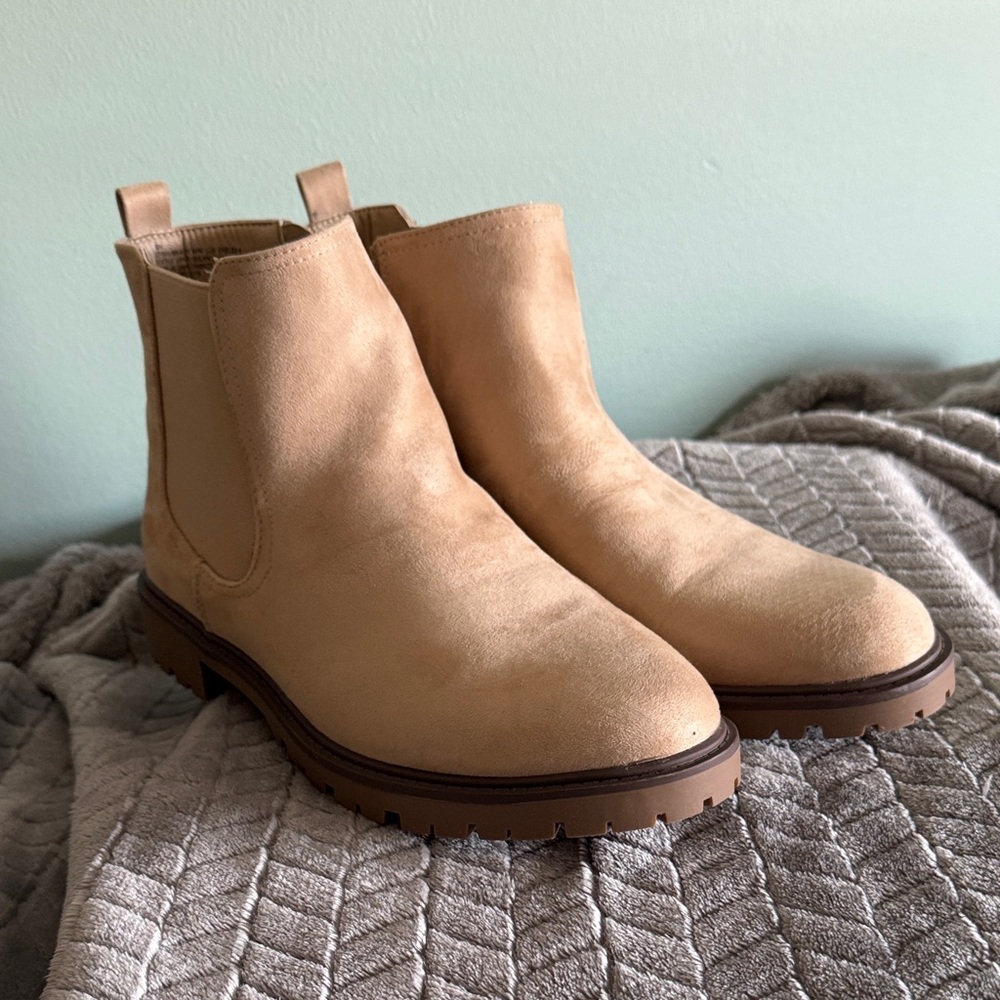 Maurices Light Tan Ankle Boots